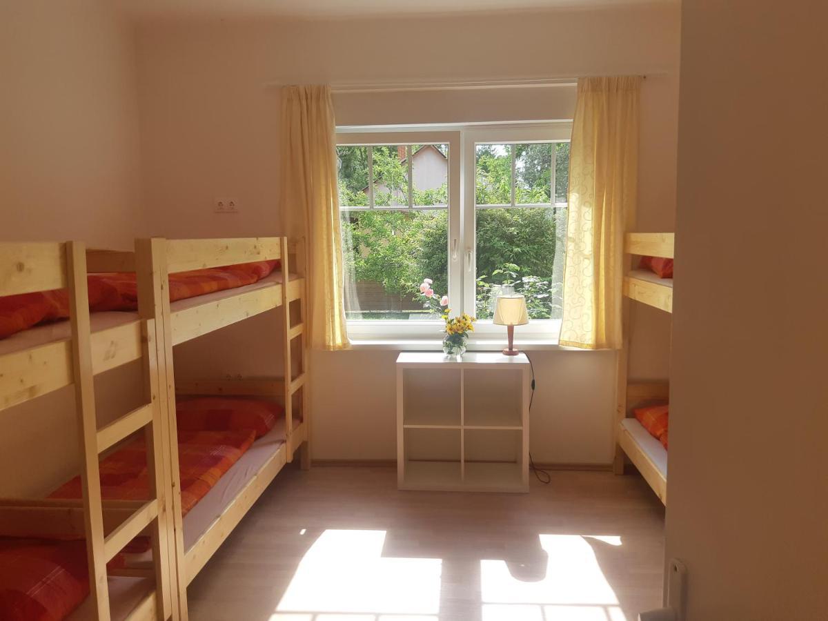 Hostel Zamárdi Екстериор снимка