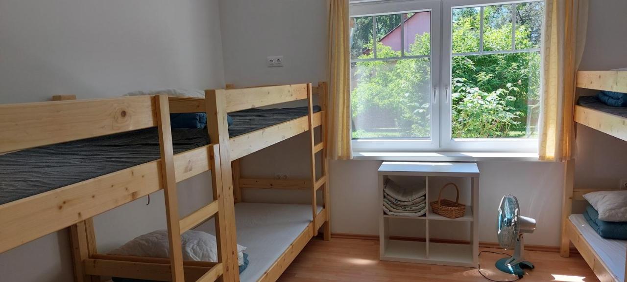 Hostel Zamárdi Екстериор снимка